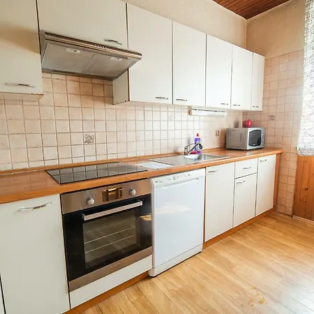 House Petra Апартаменты Любляна