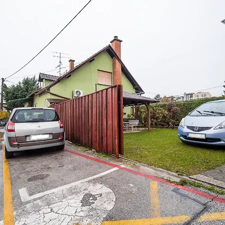 House Petra Апартаменты